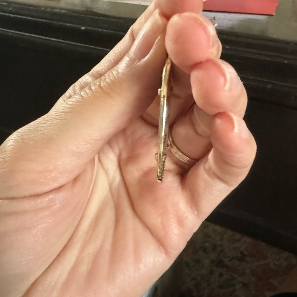 Kendra Scott Gold Elle earrings in Abalone Shell - Picture 4 of 6